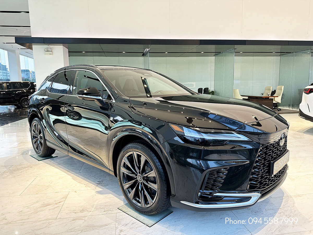 Lexus RX 350 F Sport màu đen sang trọng