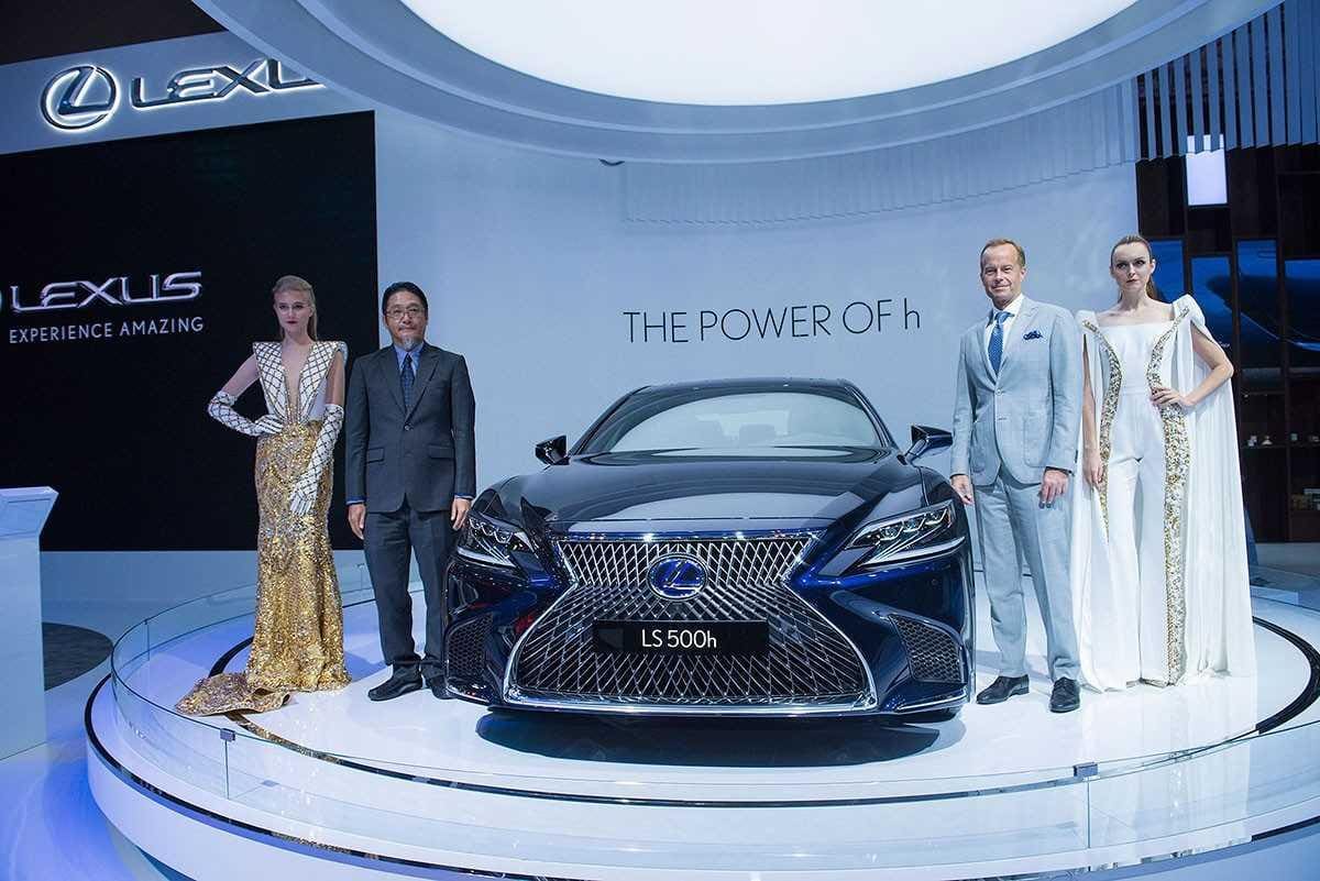Tại sao xe Lexus đắt nhưng vẫn được người Việt ưa chuộng 