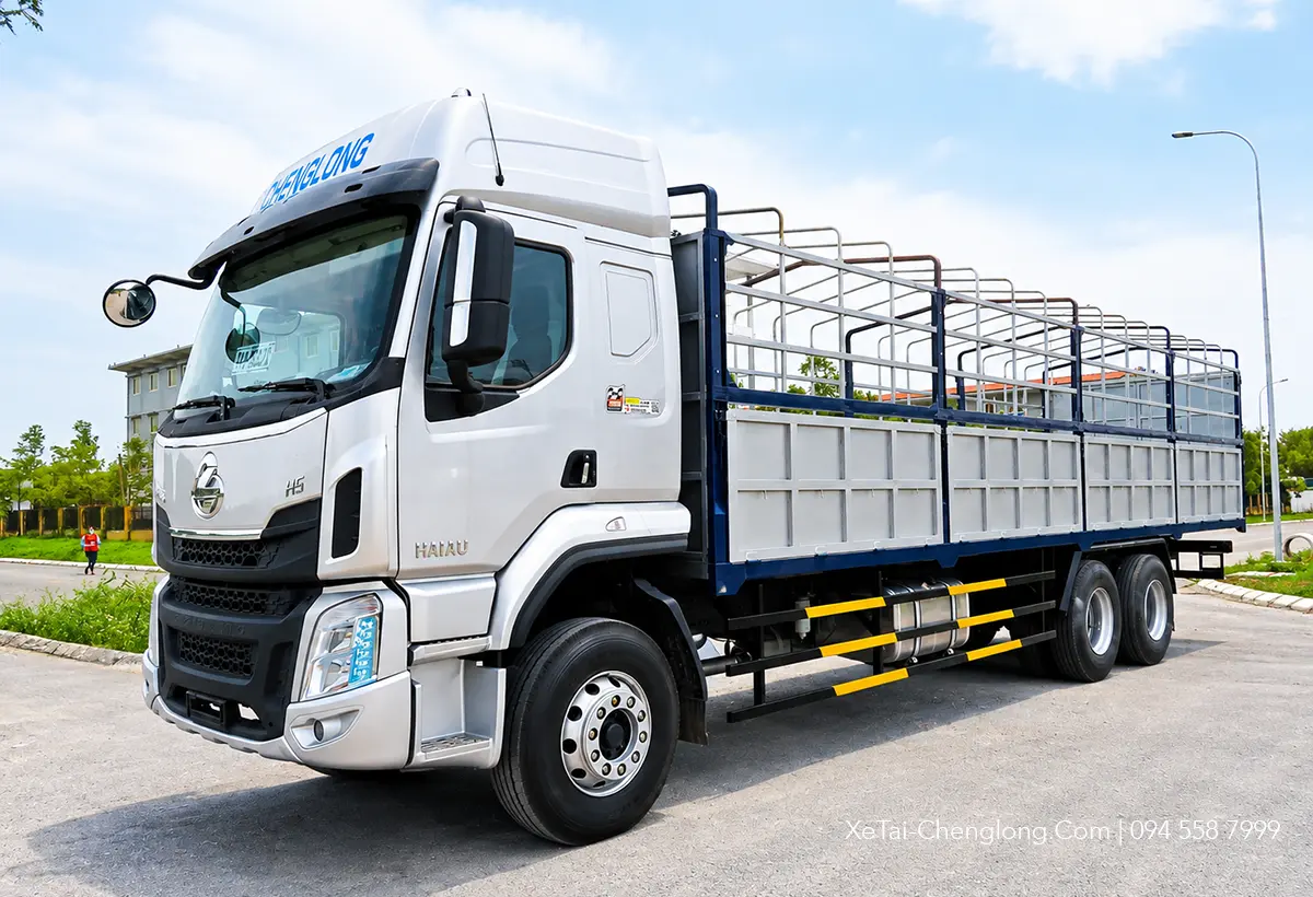 tong-qua-xe-tai-chenglong-h5-270HP-3-chan-15-tan