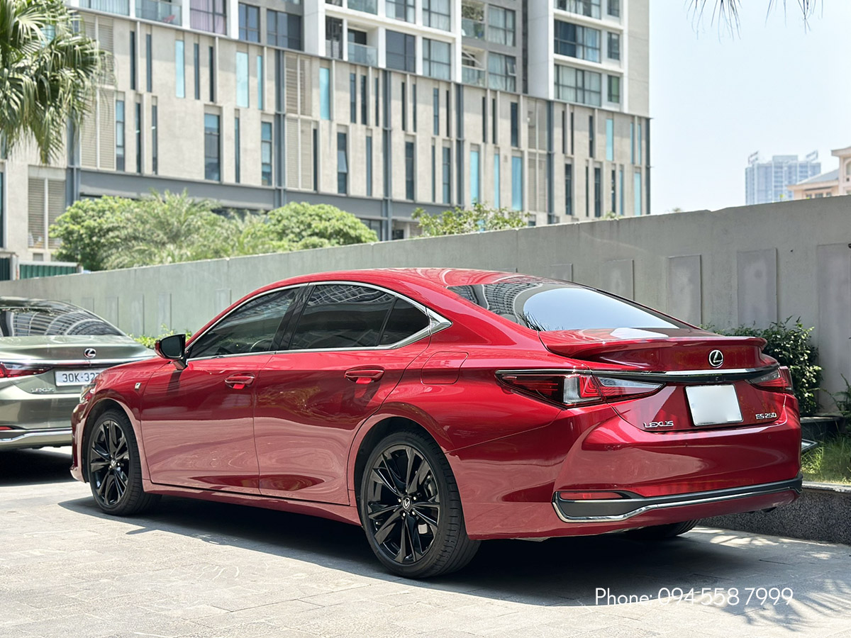 Lexus ES 250 F SPORT màu Đỏ