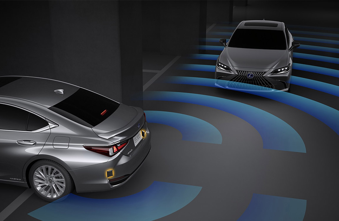 Hệ thống hỗ trợ phanh đỗ xe trên xe Lexus ES300h