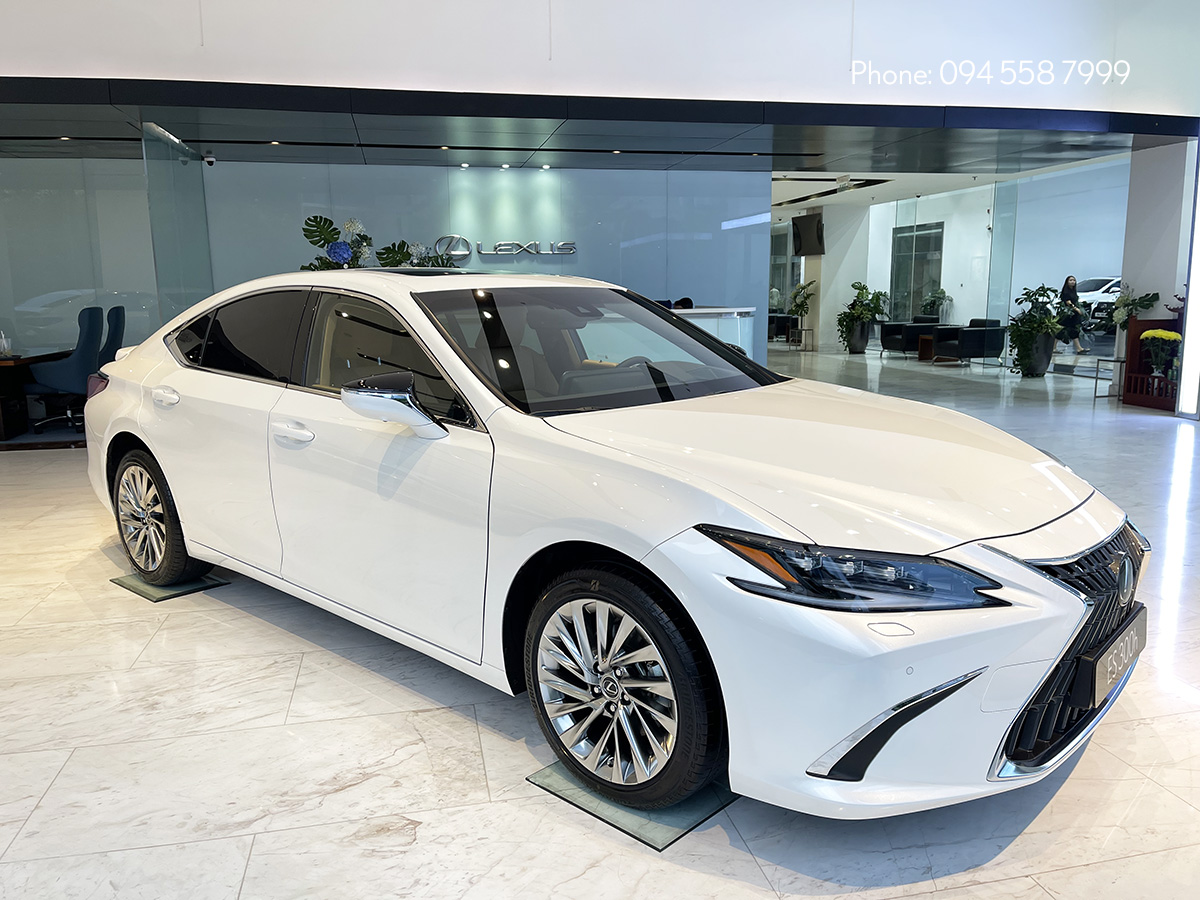 Ngoại thất xe Lexus ES 300h
