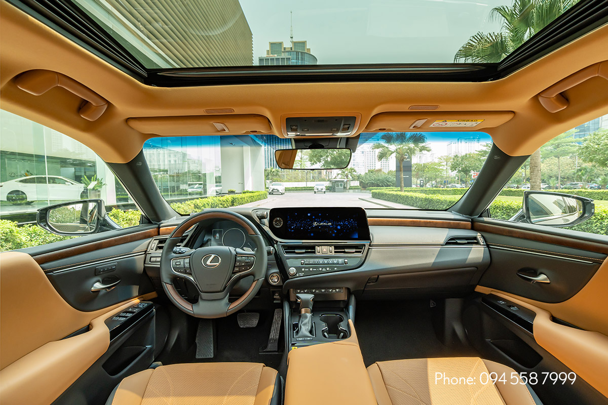 Khoang nội thất xe Lexus ES 250