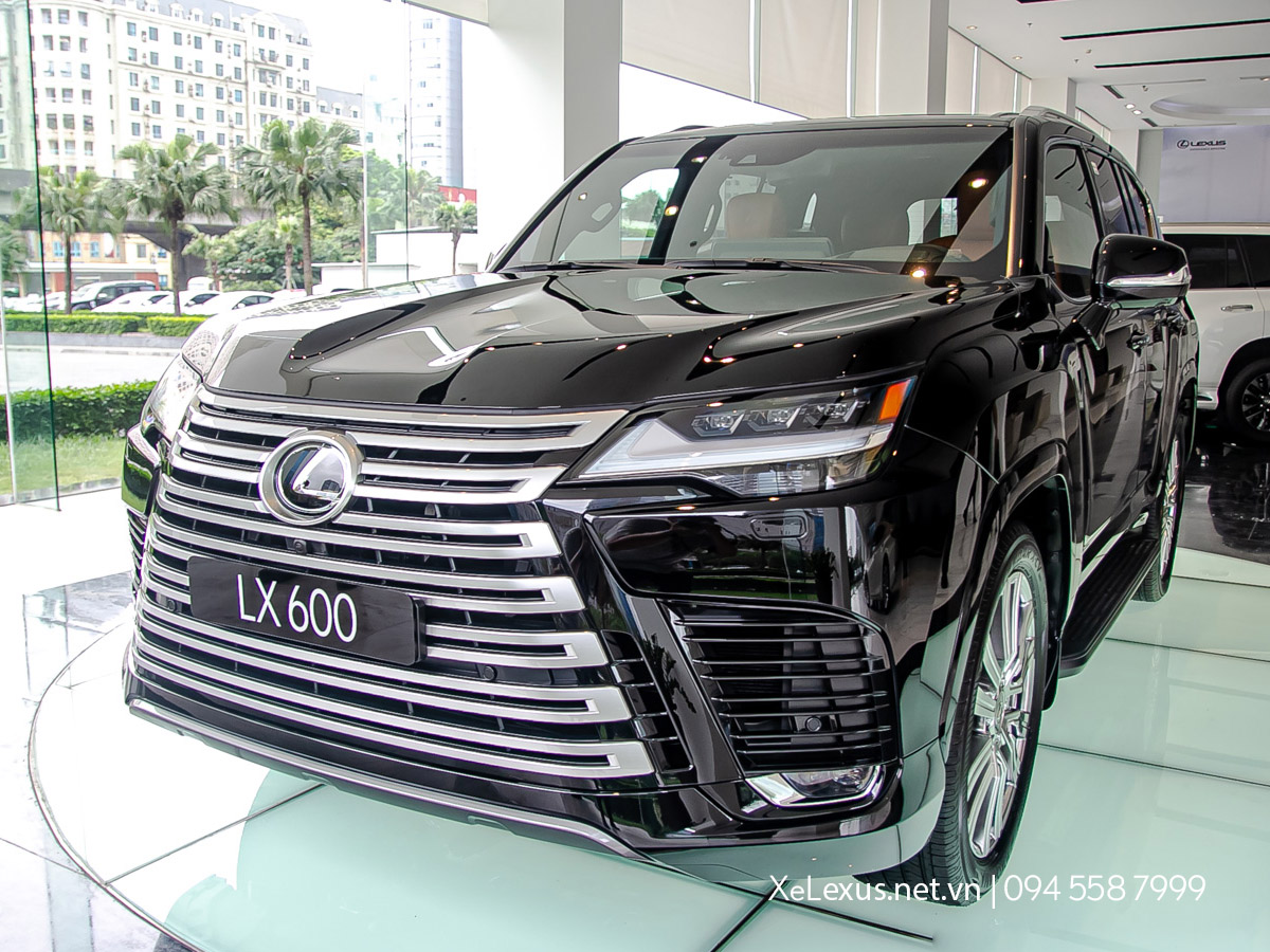 Ngoại thất xe Lexus LX600 - Phần đầu xe