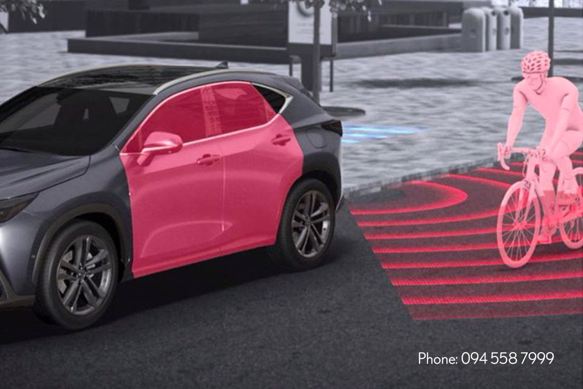 RX 350 Premium hỗ trợ rời xe an toàn