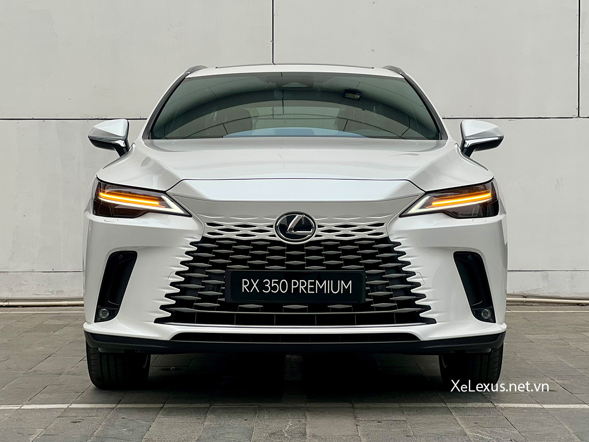 Thiết kế phần đầu xe Lexus RX350h Premium
