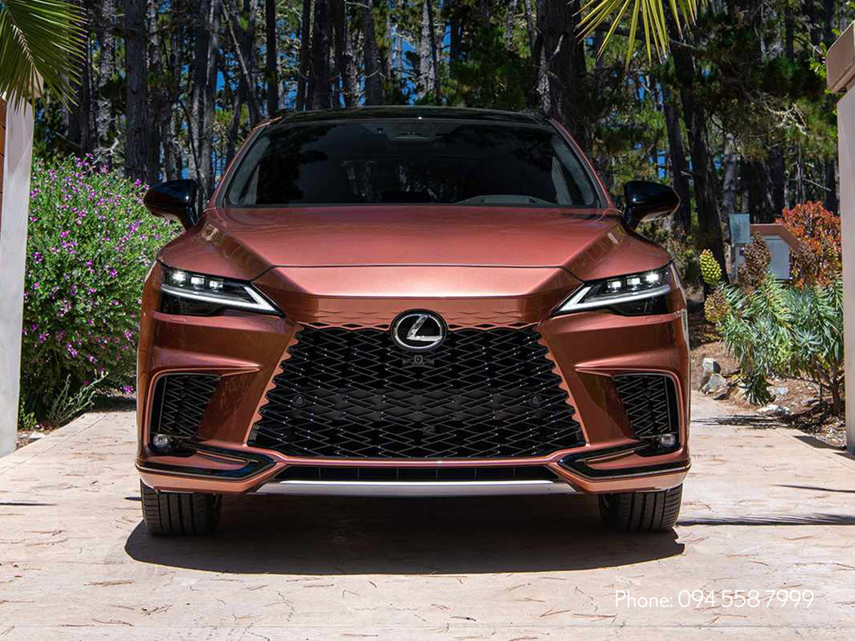 Lưới tản nhiệt trên xe Lexus RX 350 F SPORT và RX 500h F SPORT Performance