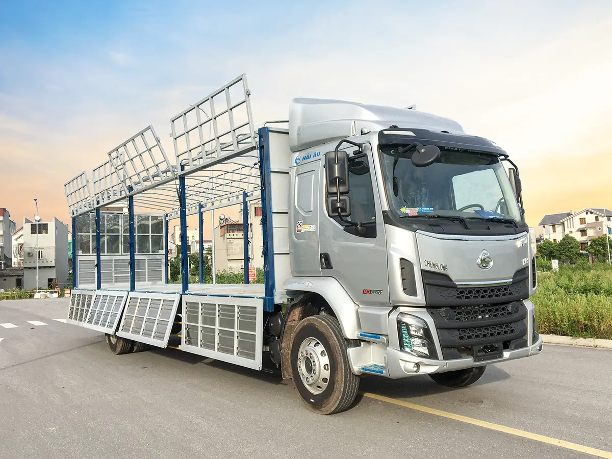 Xe tải Chenglong 8 tấn M3 200HP (6 máy) thùng dài 8m3 & 9m9