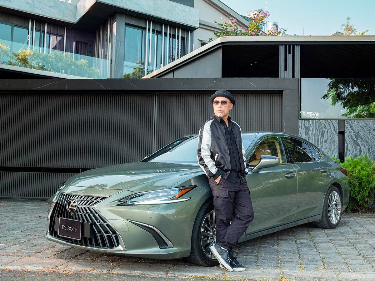Chia sẻ trải nghiệm của Nhạc Sỹ Huy Tuấn với chiếc xe Lexus ES 300h