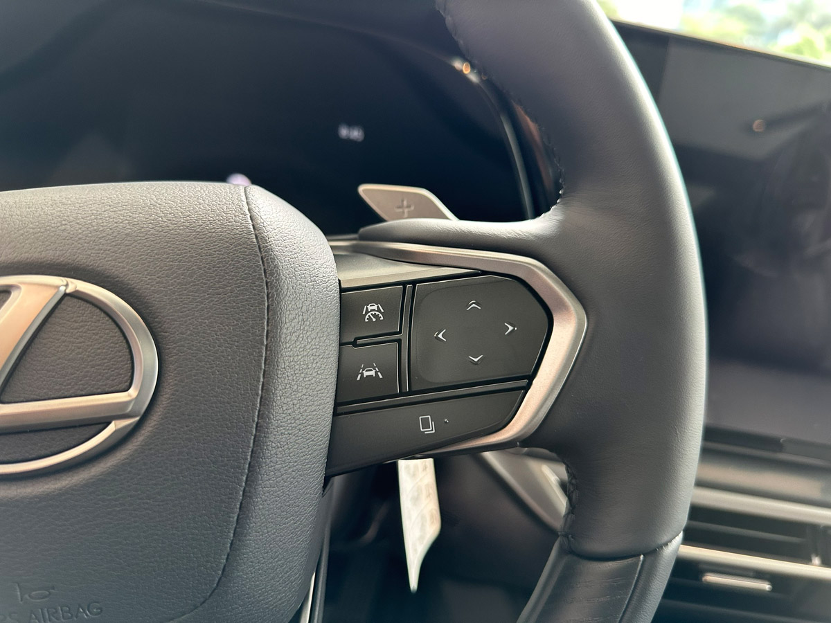 Hệ thống Cruise Control là gì? Những xe Lexus nào được trang bị Cruise Control